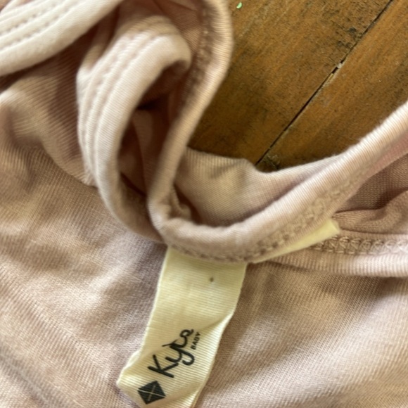 Kyte Baby pale pink bamboo long sleeve shirt - Picture 4 of 7